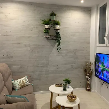 Caleta Dreams. A Estrenar. A 60 Metros Playa 加的斯